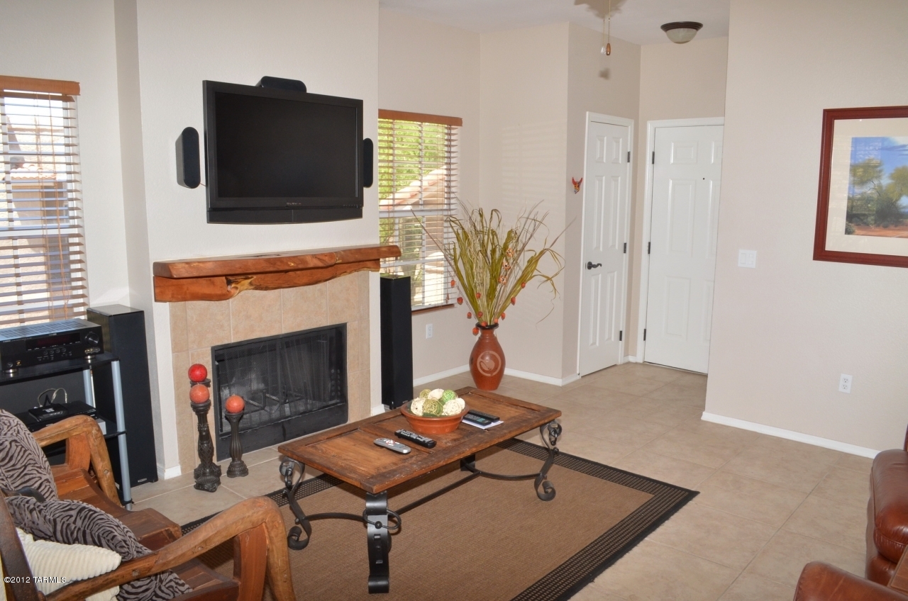 1500 E Pusch Wilderness Drive Unit: 12208