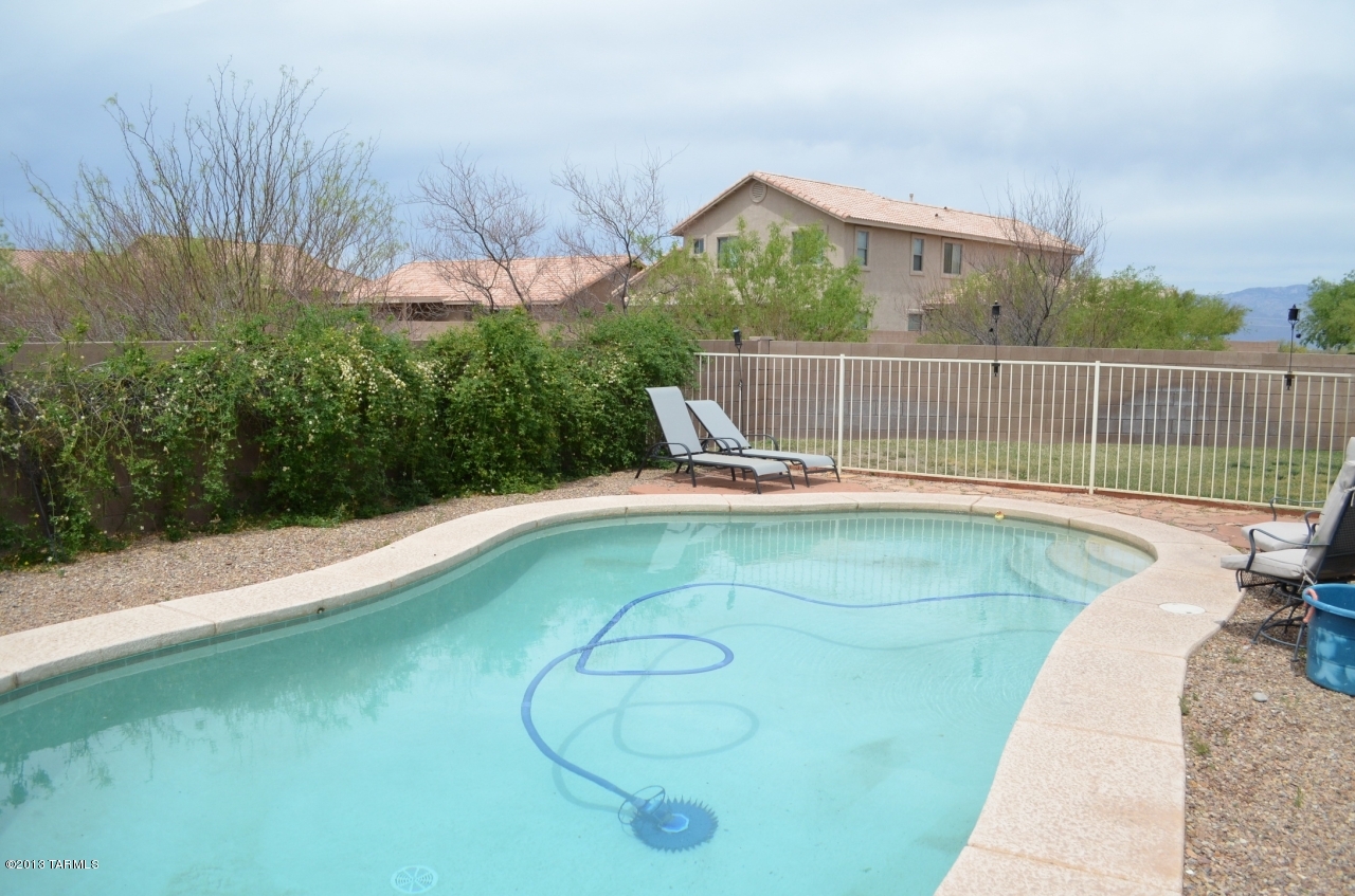 7506 S Laurel Willow Drive