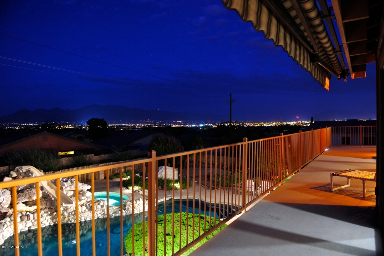 2990 W Camino Claveles