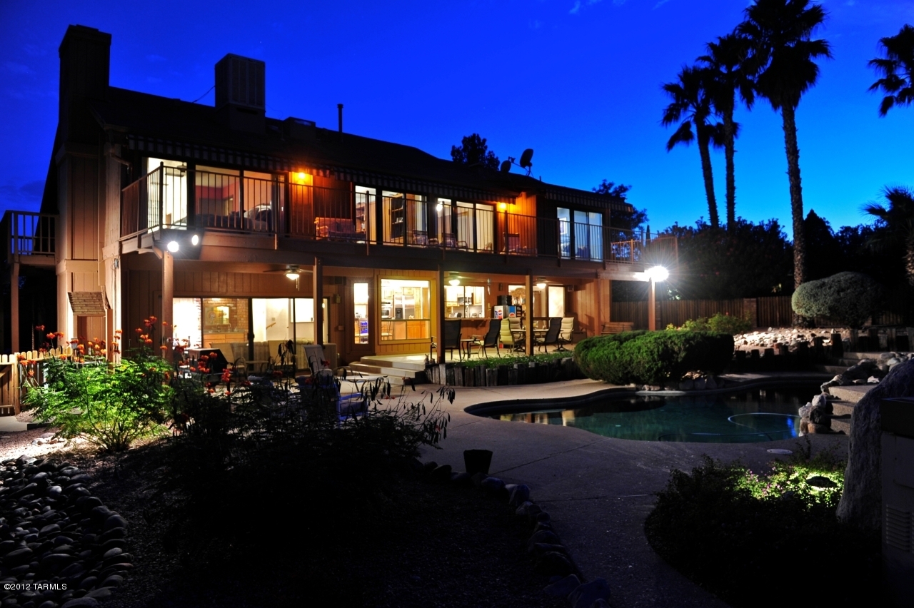 2990 W Camino Claveles