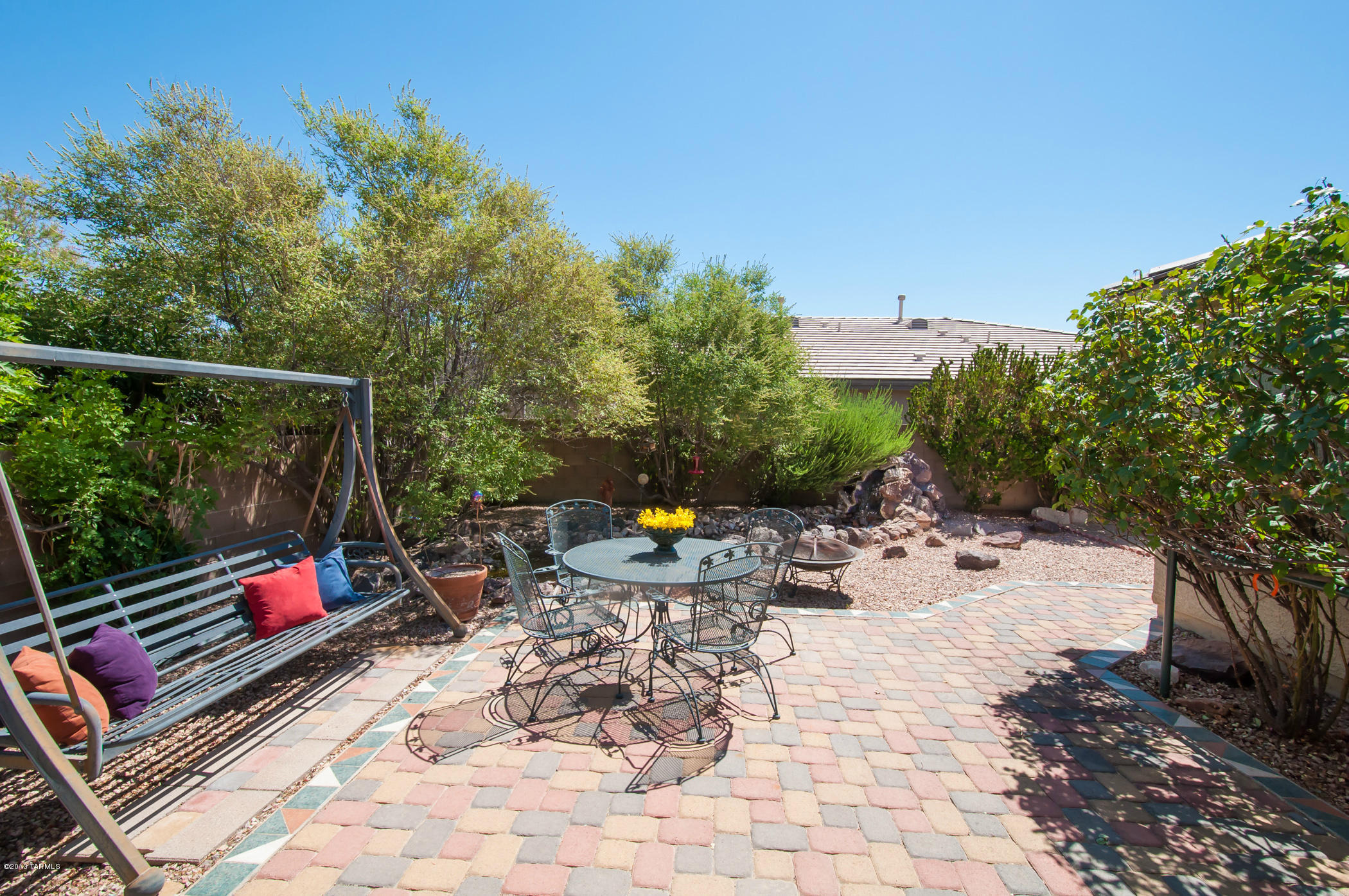 8194 N Stonehill Drive