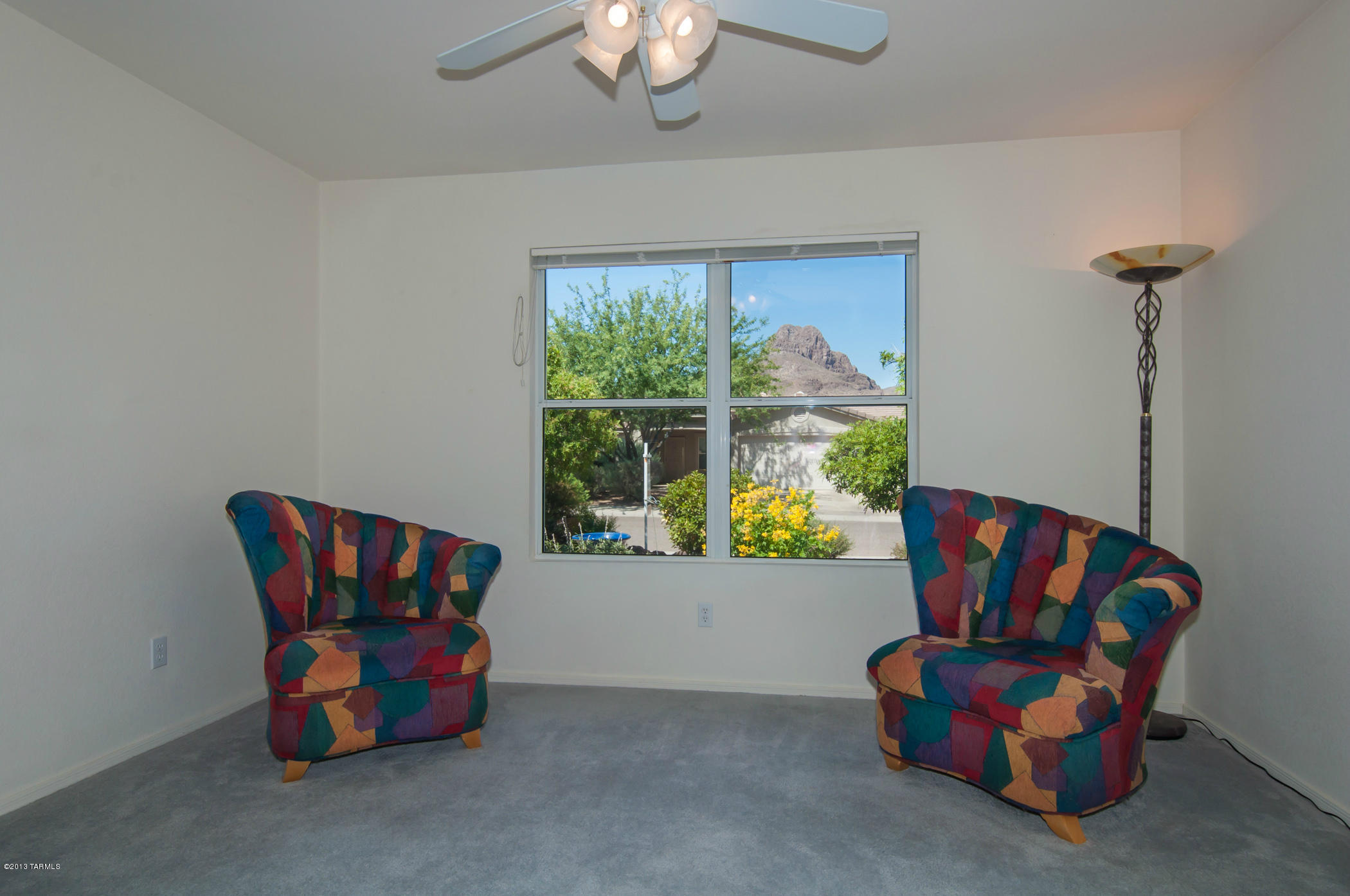 8194 N Stonehill Drive