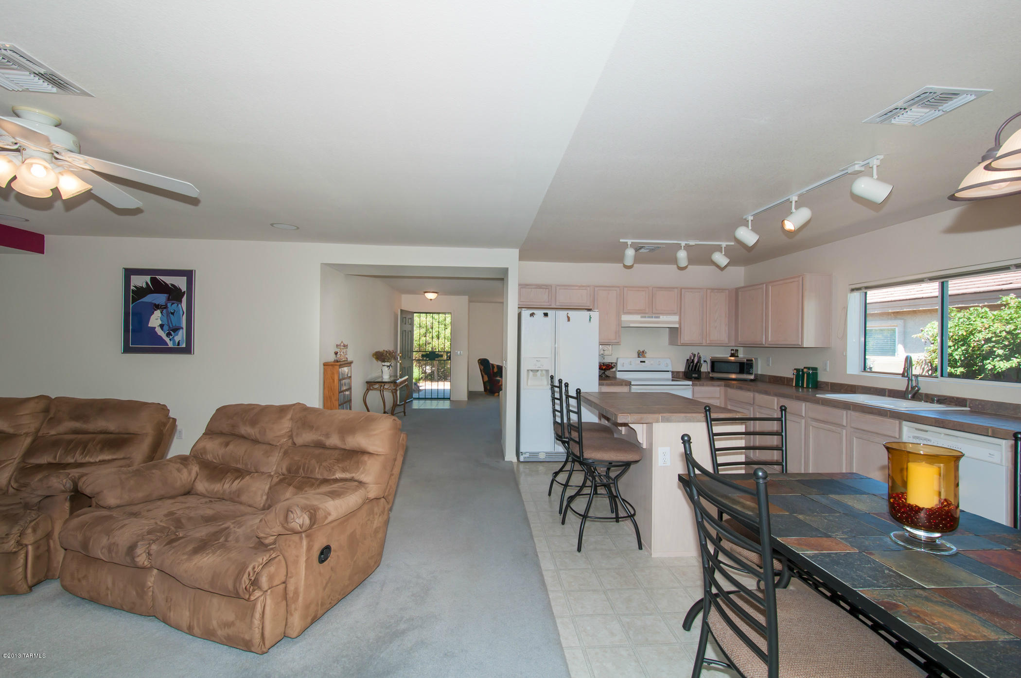 8194 N Stonehill Drive