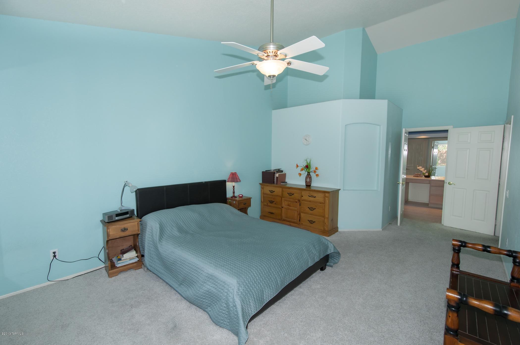 11591 N Copper Creek Drive