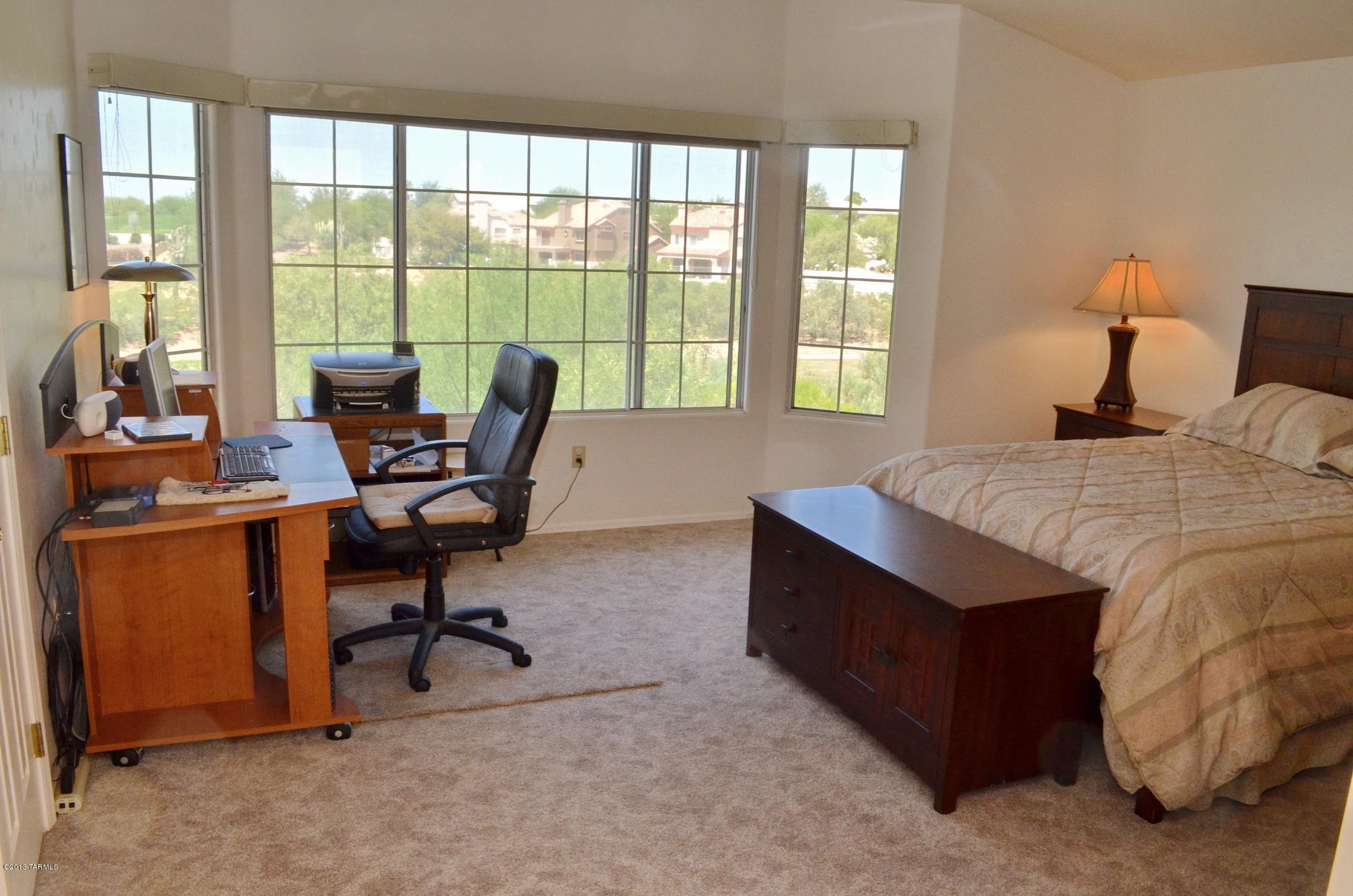 10709 N Sundust Court