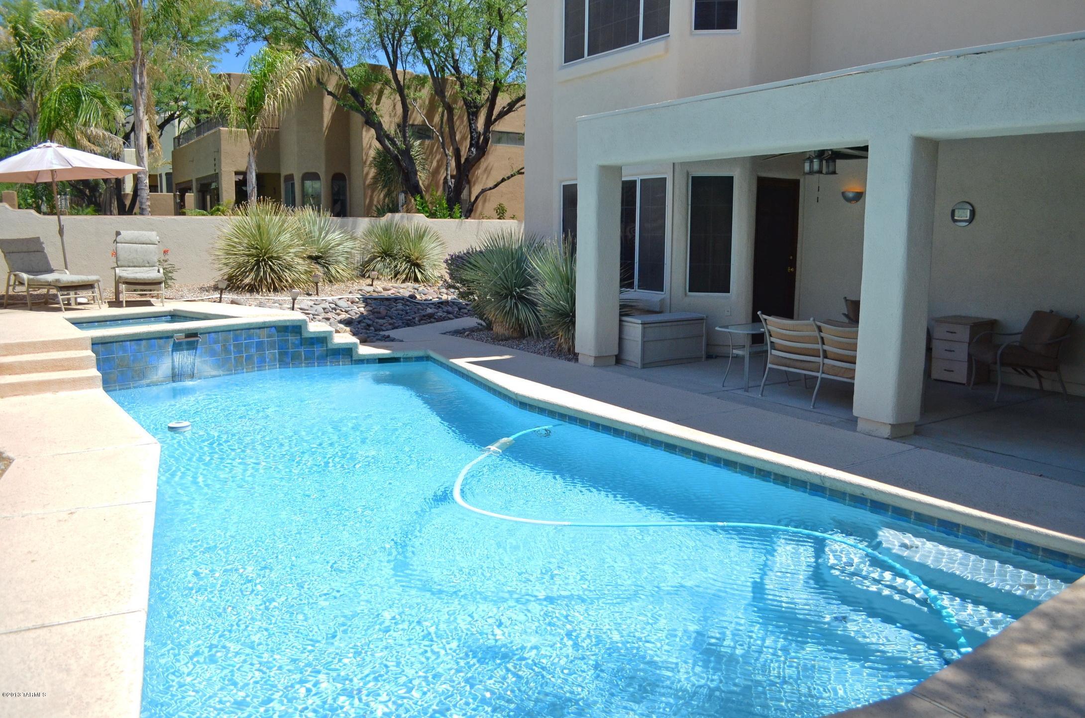 10709 N Sundust Court