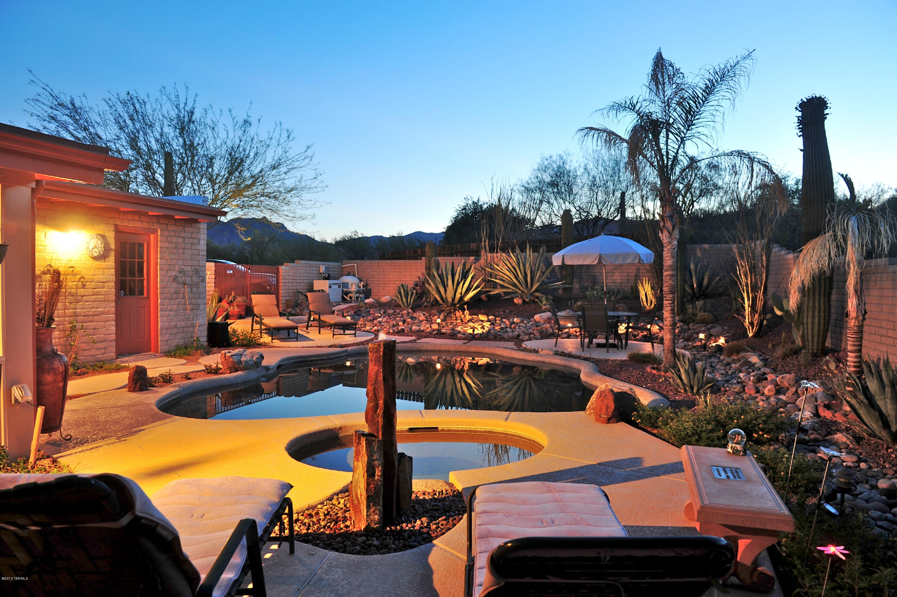 5010 W Placita De Los Vientos