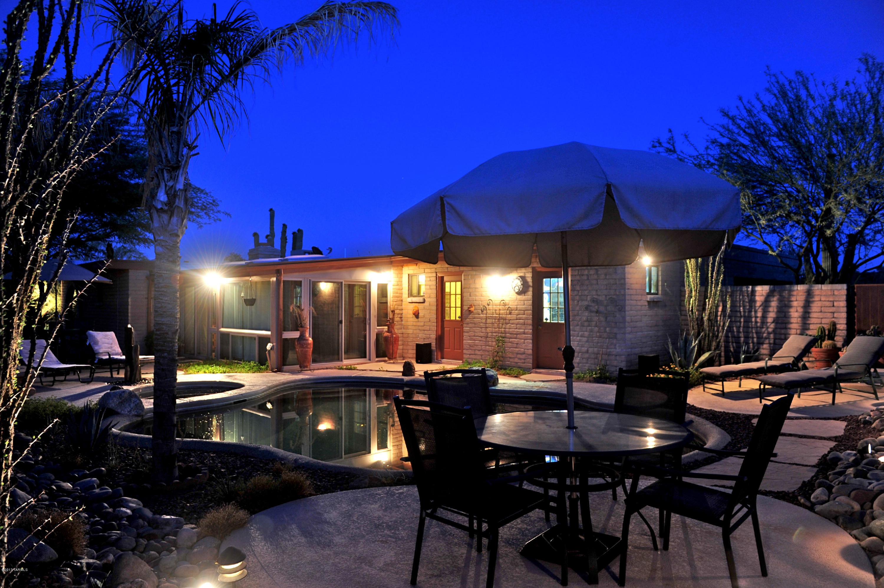 5010 W Placita De Los Vientos