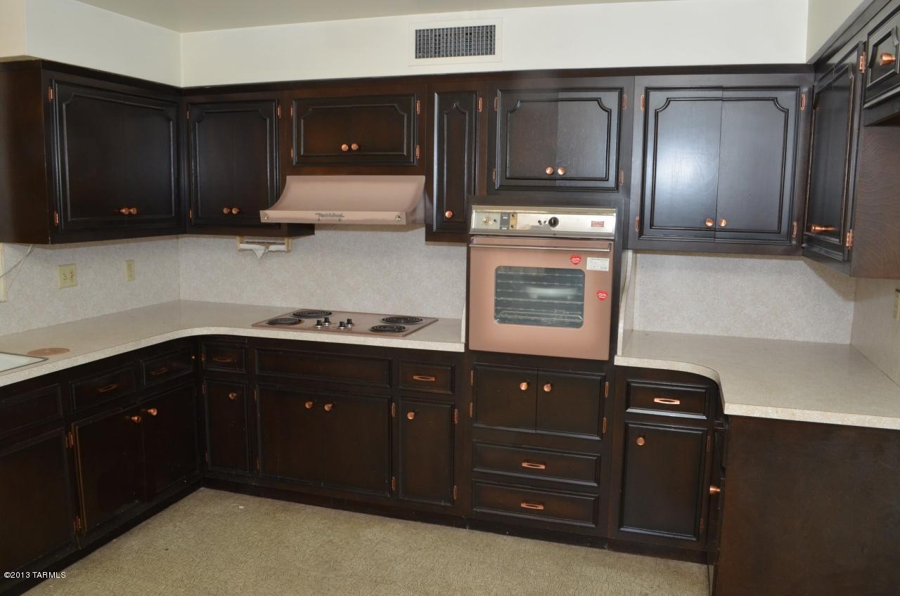 7201 N San Anna Drive