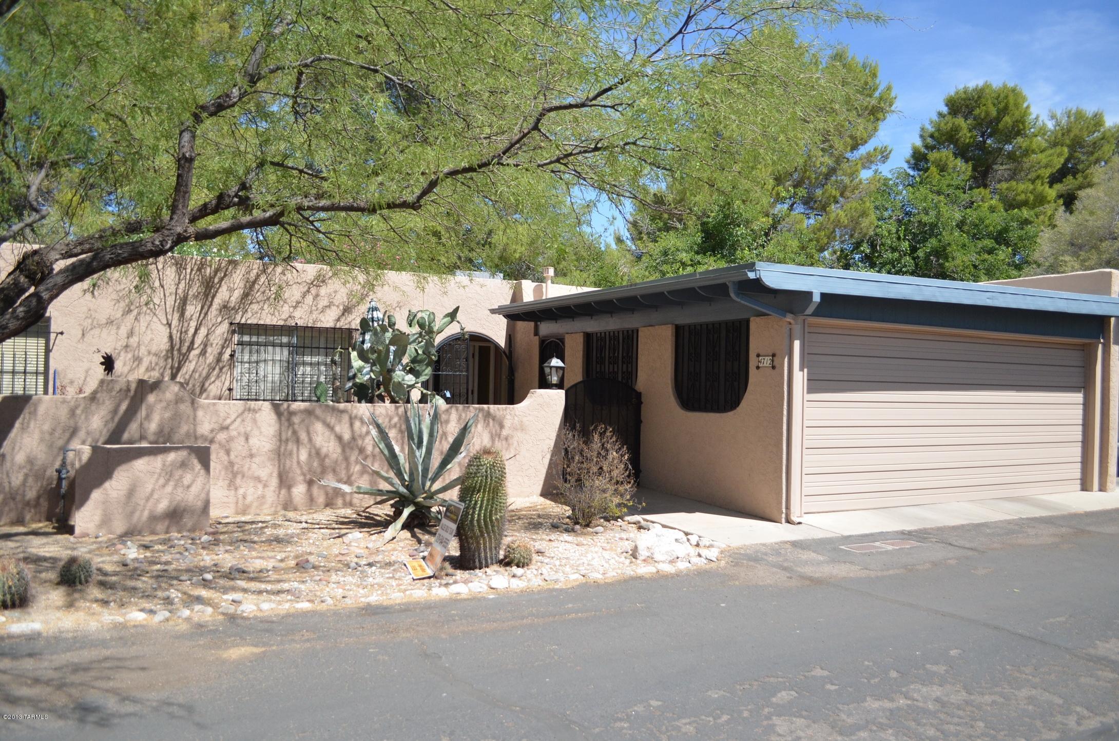 4712 N Calle Lampara