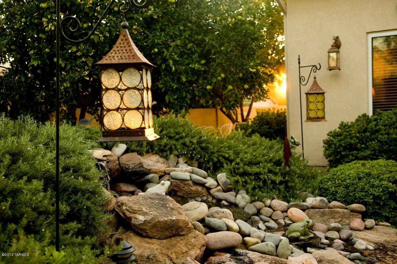 10946 N Black Canyon Court