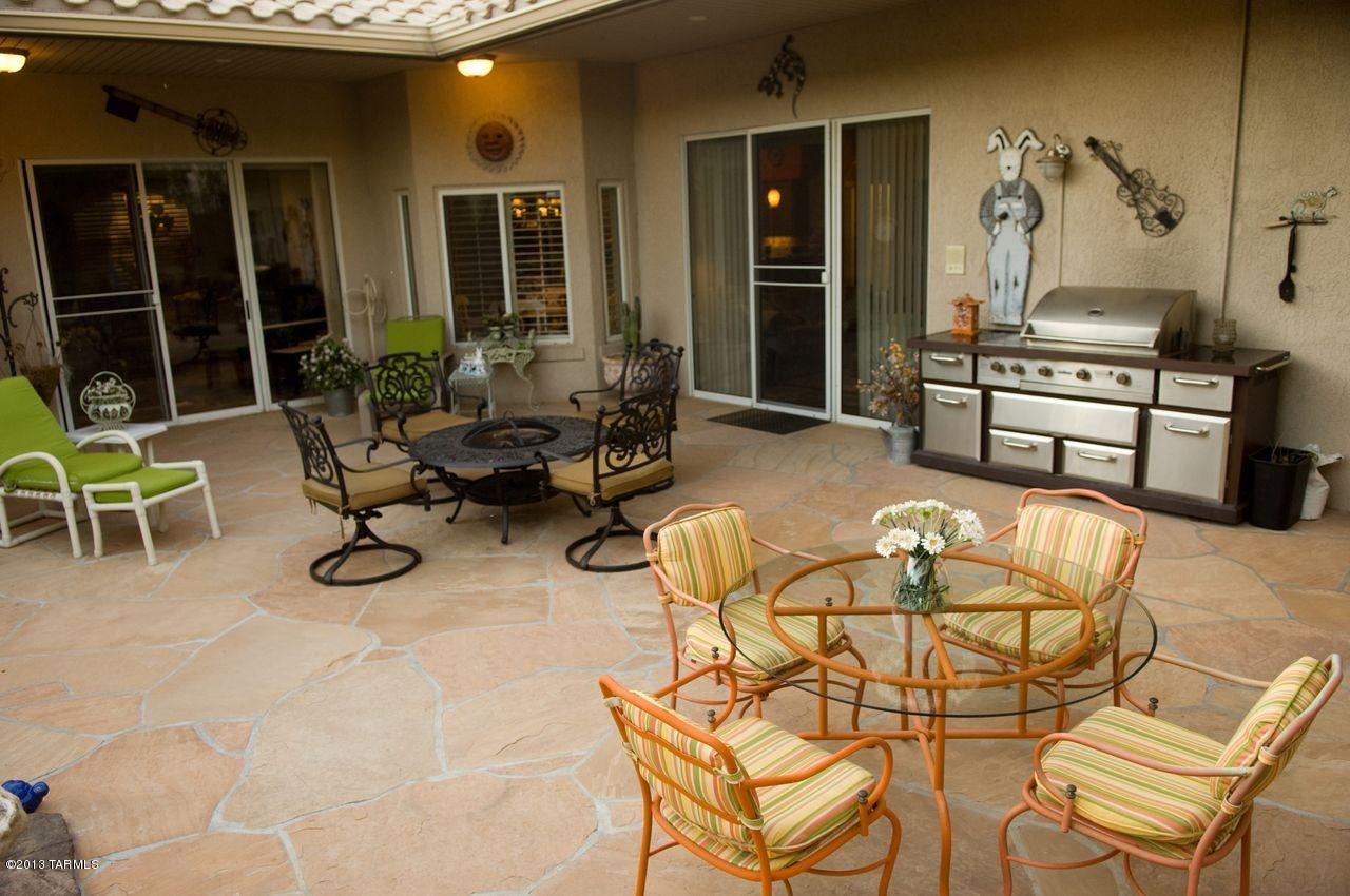 10946 N Black Canyon Court