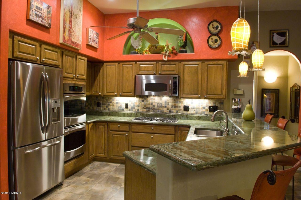 10946 N Black Canyon Court