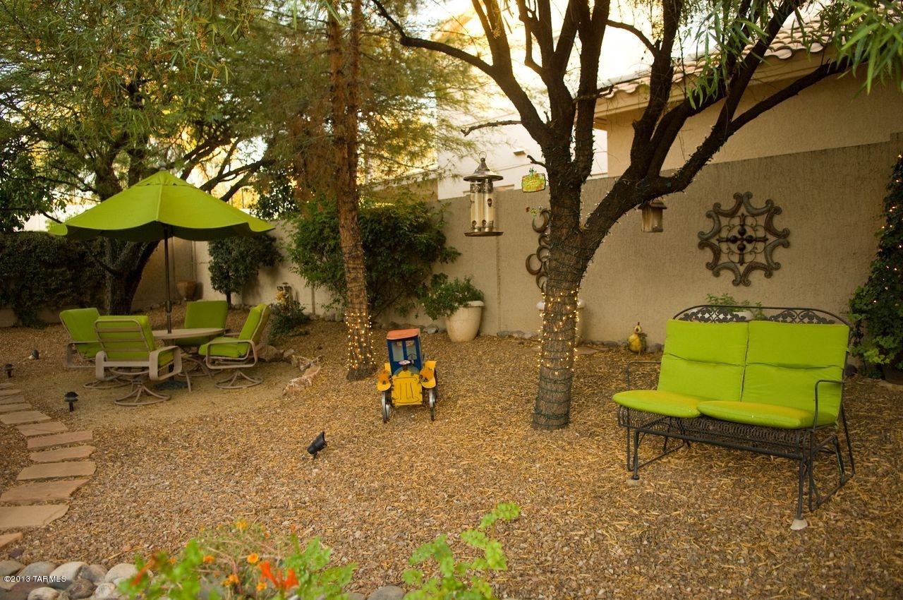 10946 N Black Canyon Court