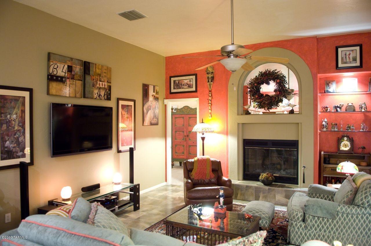 10946 N Black Canyon Court