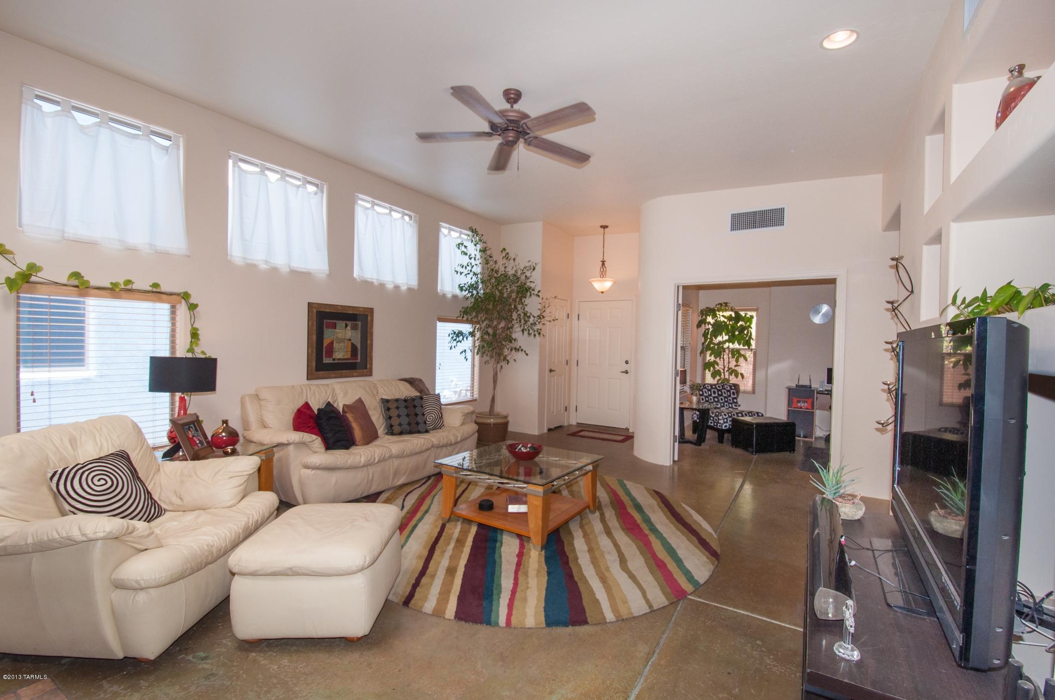 3846 N Vines End Place