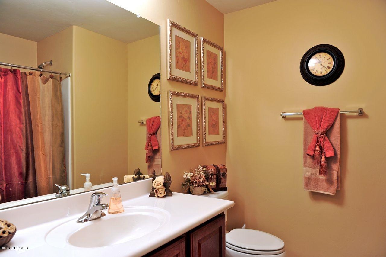 21169 E Independence Way