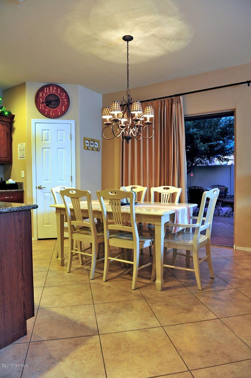 21169 E Independence Way