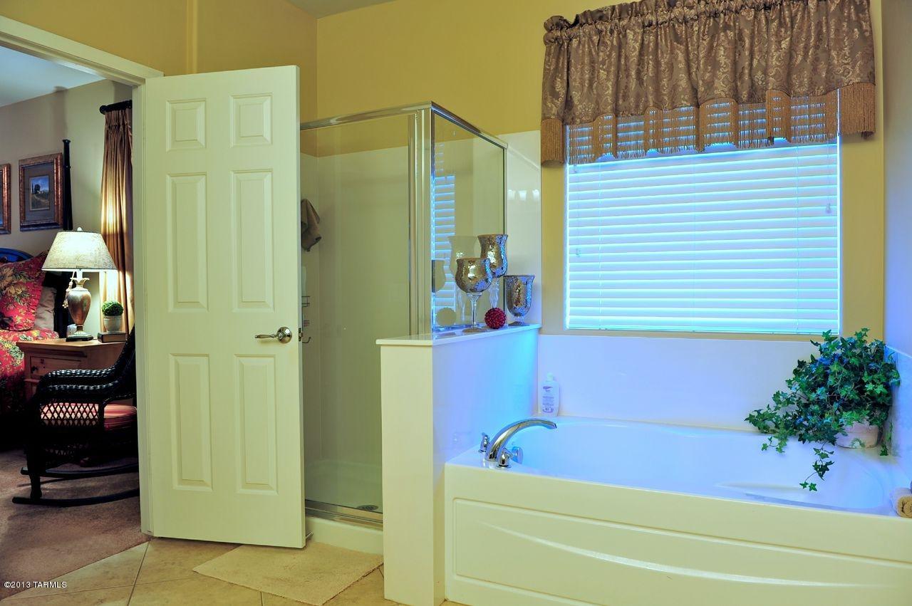 21169 E Independence Way