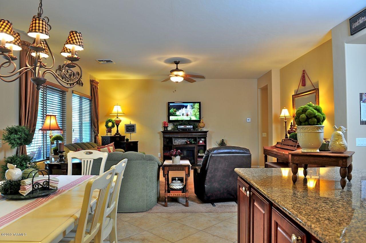 21169 E Independence Way