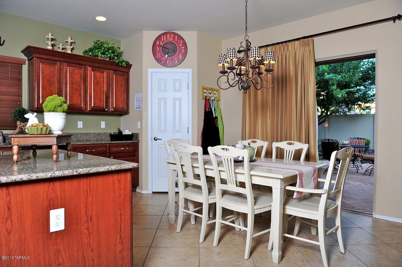 21169 E Independence Way