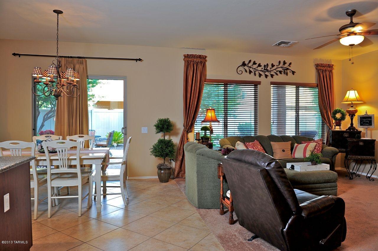 21169 E Independence Way