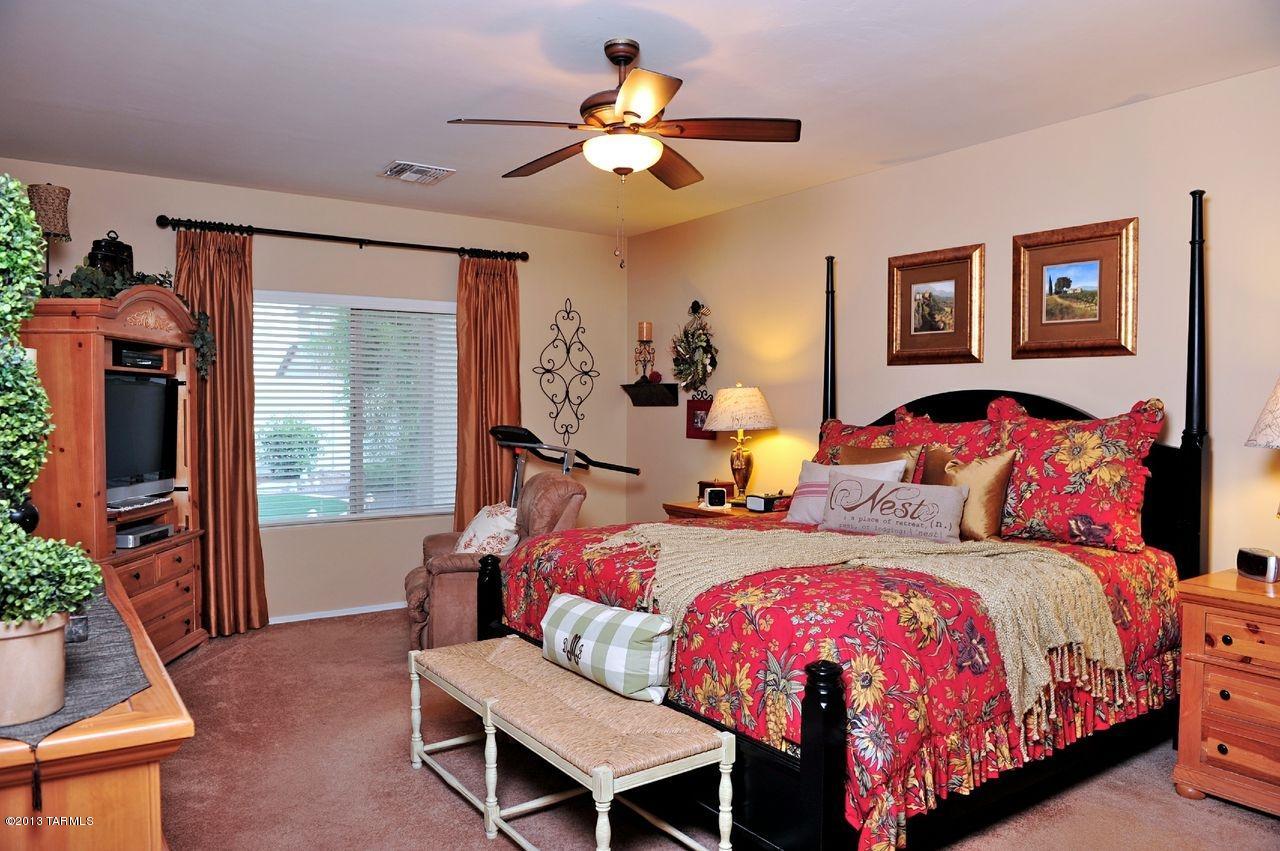 21169 E Independence Way