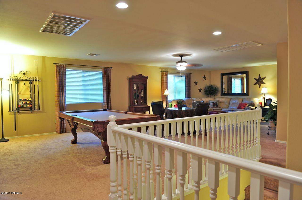 21169 E Independence Way