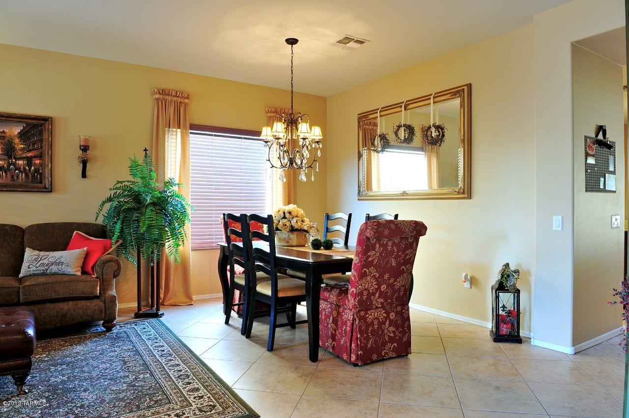 21169 E Independence Way