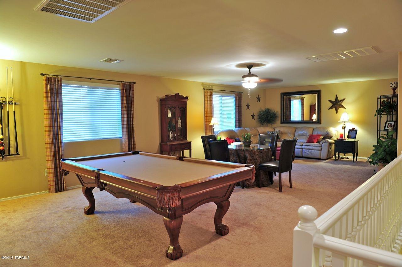 21169 E Independence Way