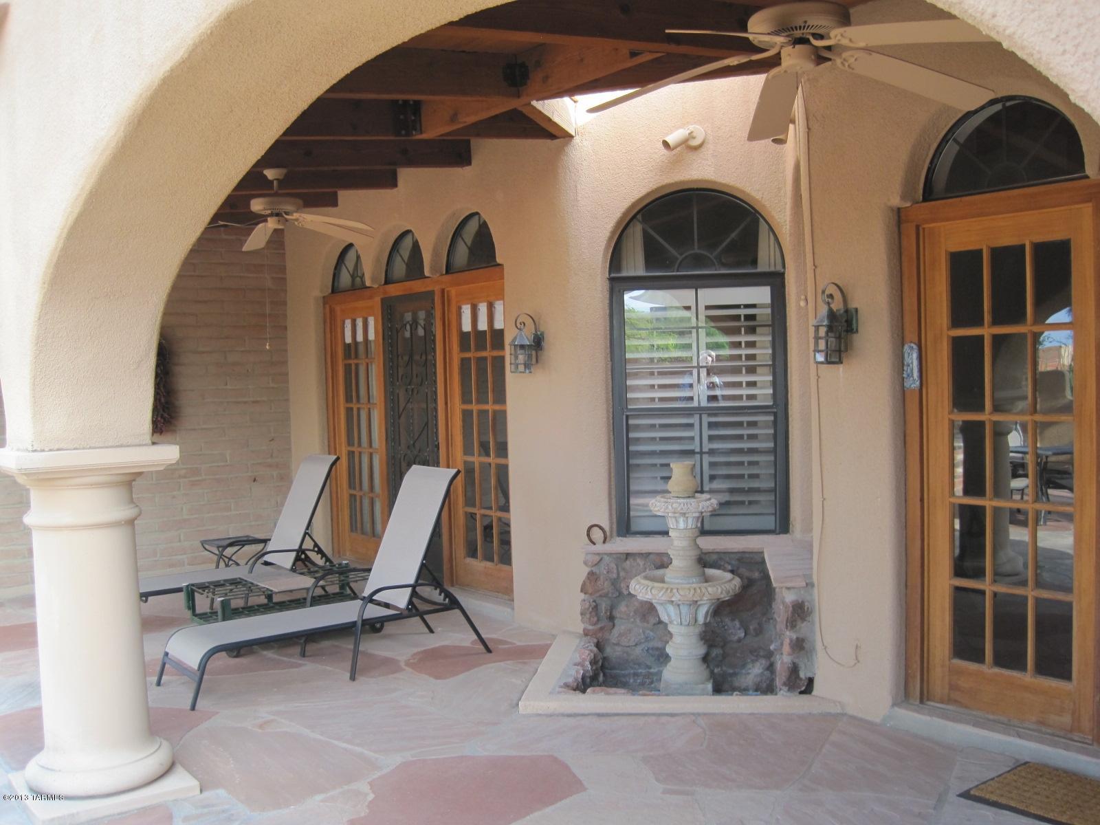 6726 N Chapultapec Circle