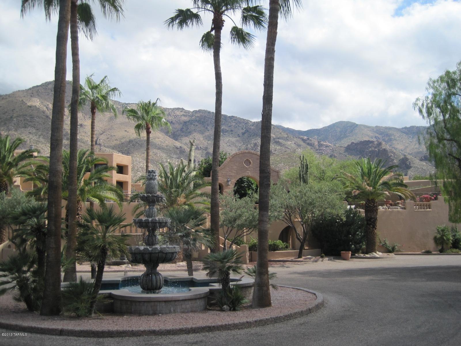 6726 N Chapultapec Circle