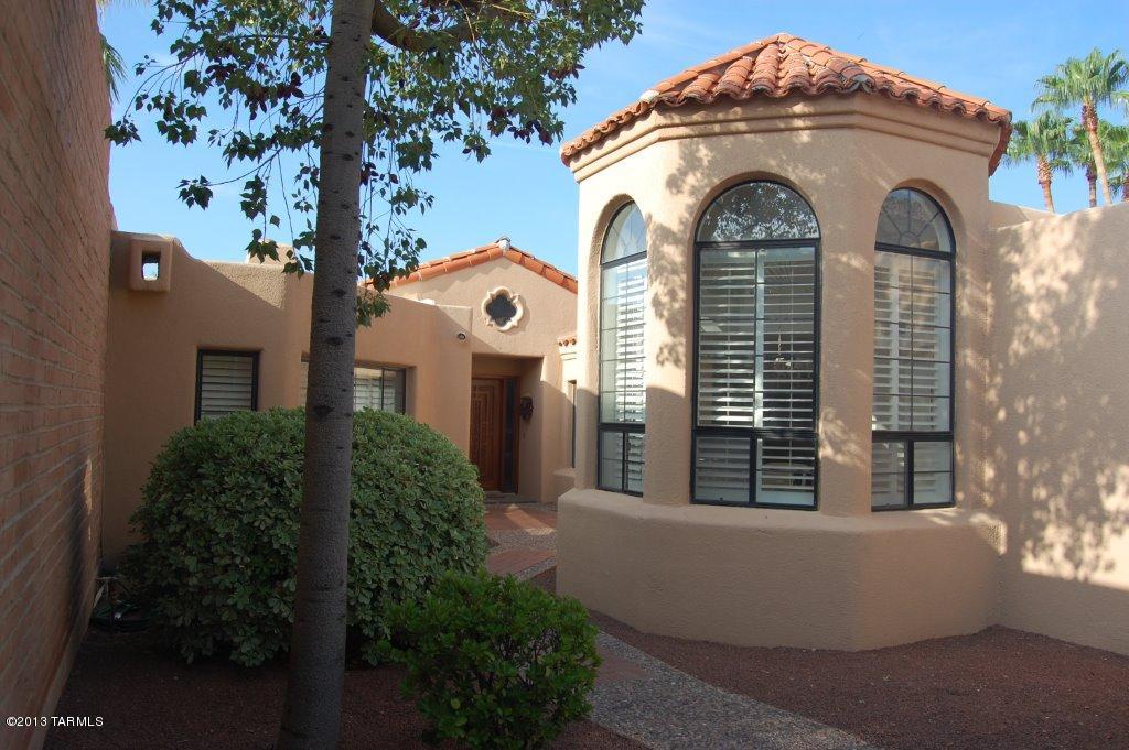 6726 N Chapultapec Circle