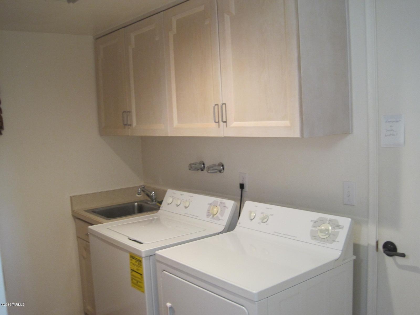 6726 N Chapultapec Circle