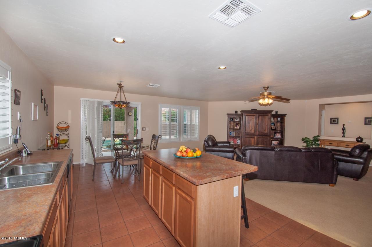 7632 W Granite Ridge Court