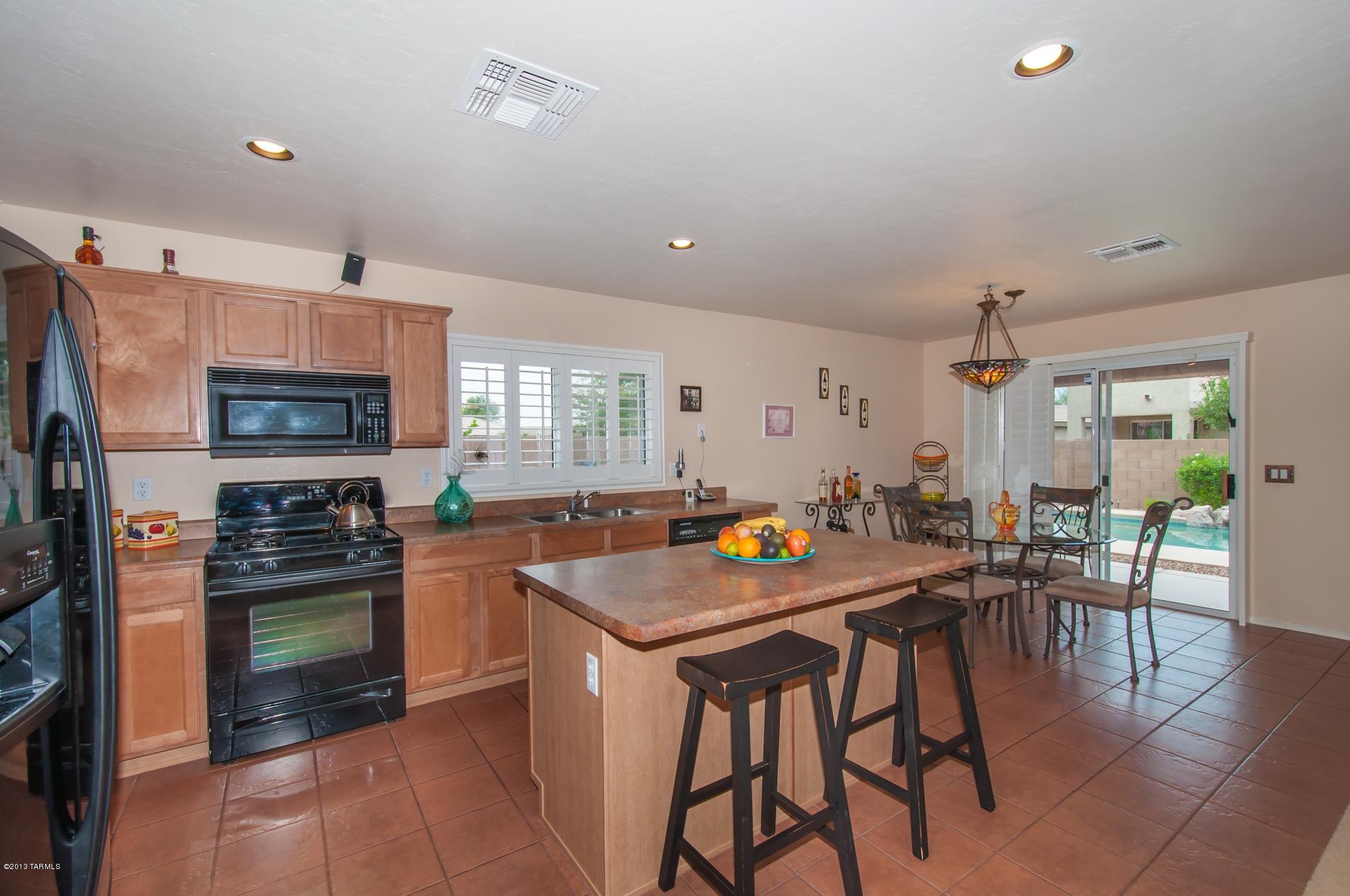 7632 W Granite Ridge Court