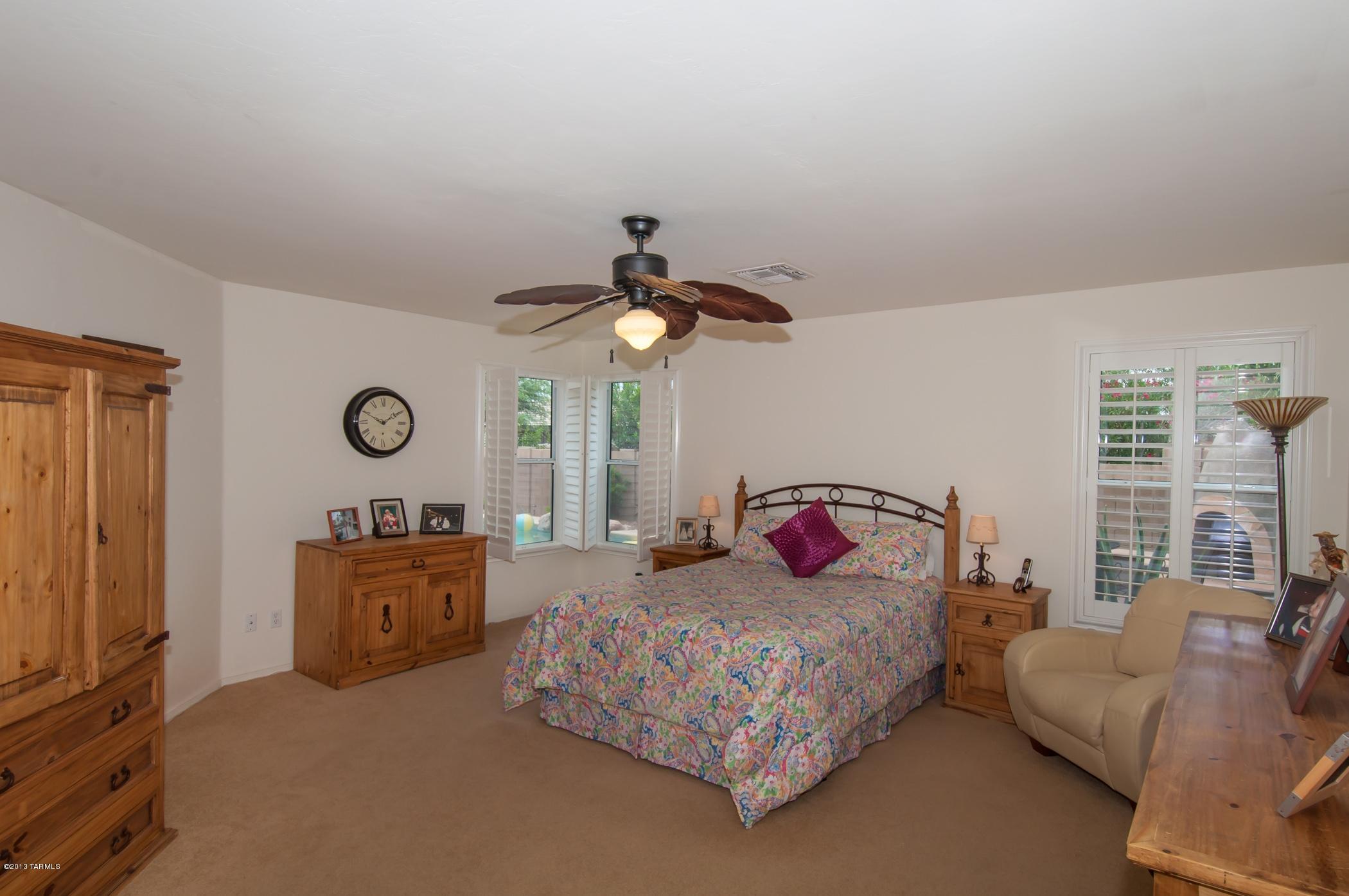 7632 W Granite Ridge Court