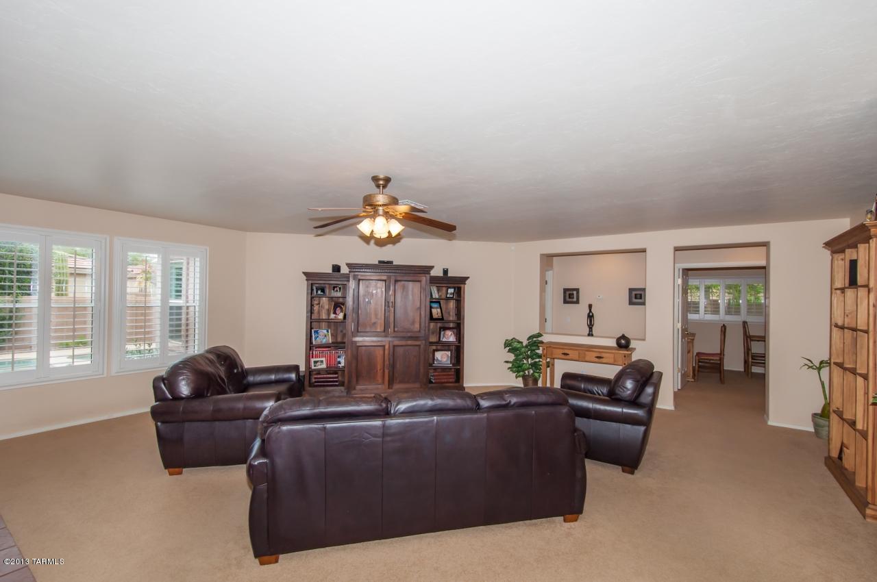 7632 W Granite Ridge Court