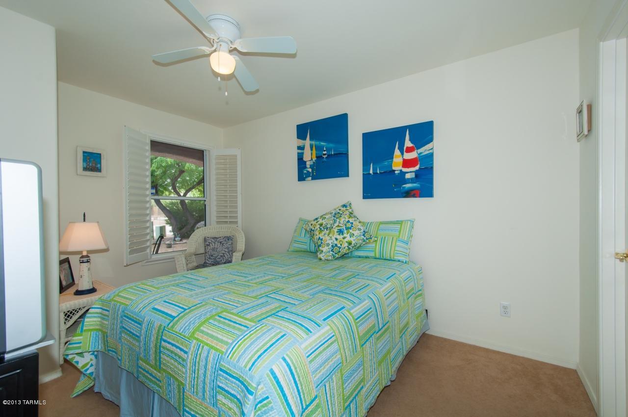 7632 W Granite Ridge Court