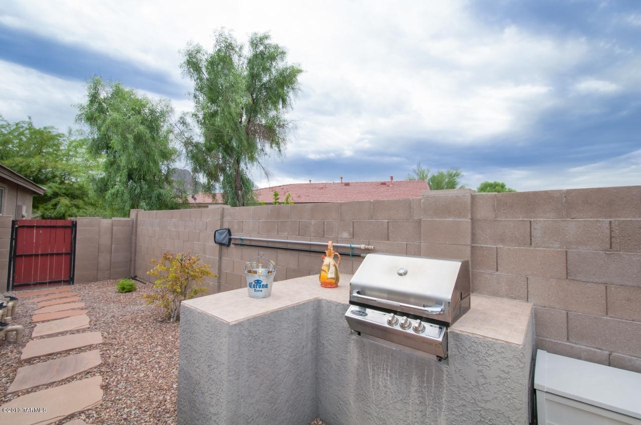 7632 W Granite Ridge Court