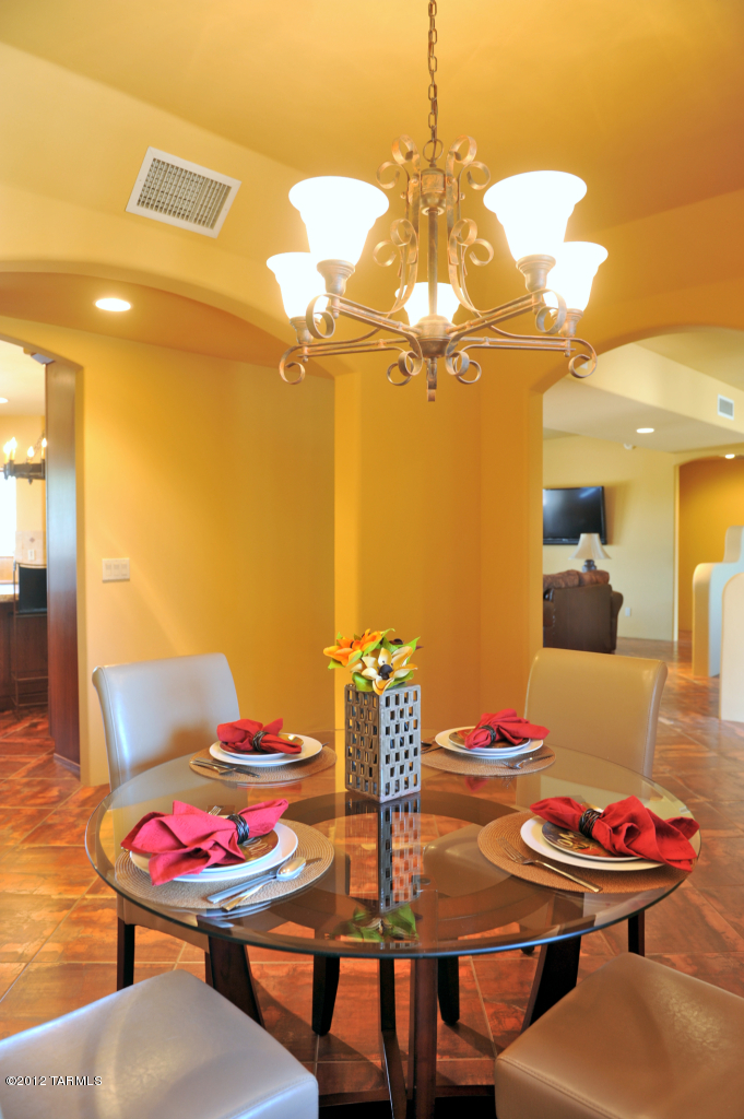 2670 W Cougar Canyon Trail