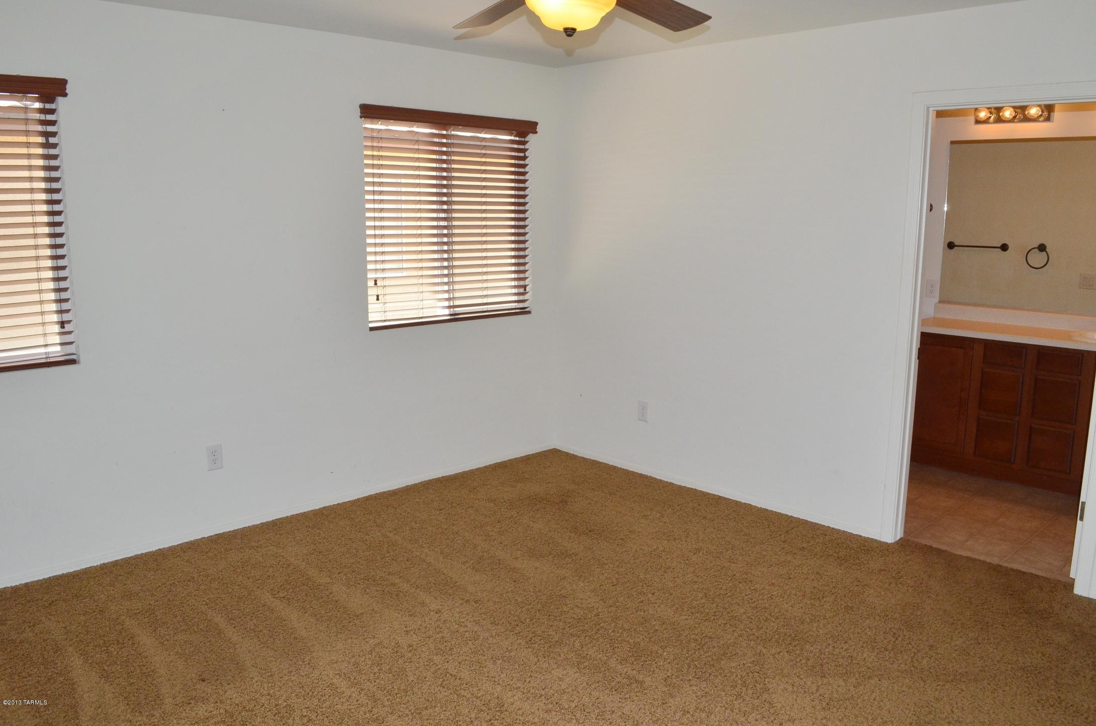 6981 S Filaree Place