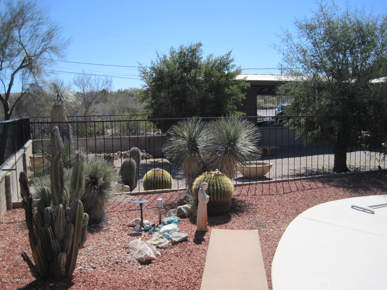 1631 N Blue Ridge Road