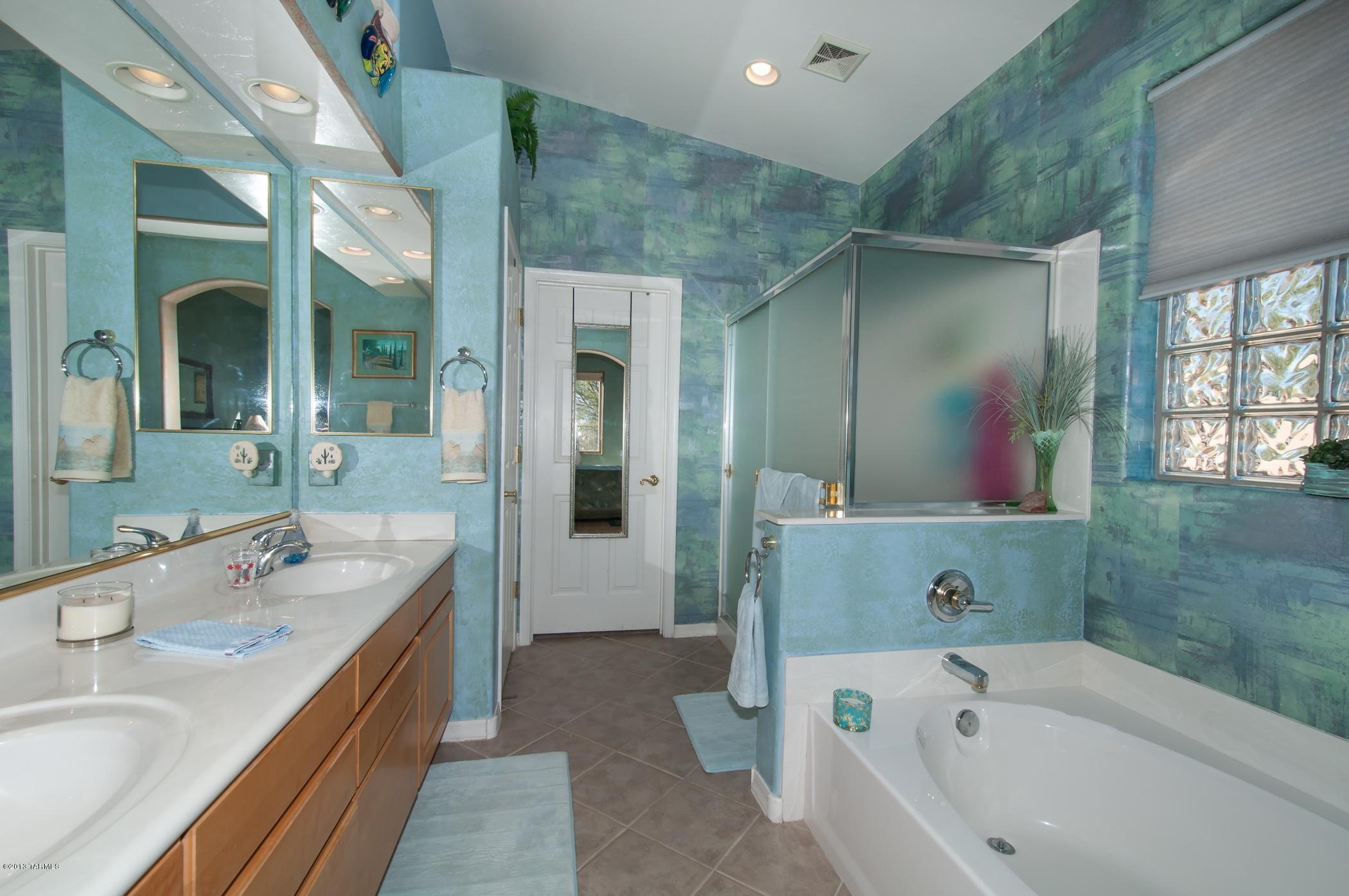 3528 N Tin Star Place