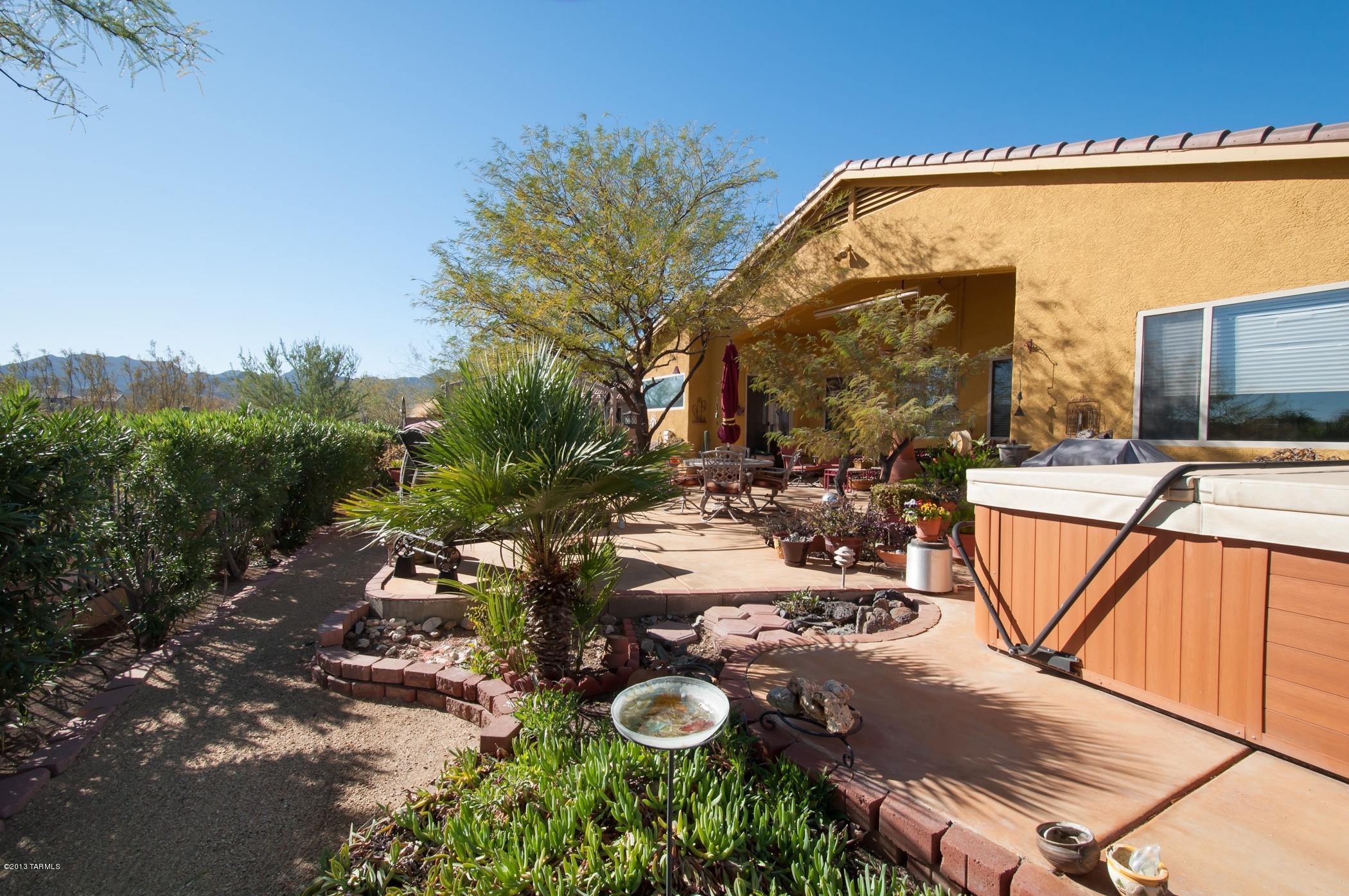 3528 N Tin Star Place