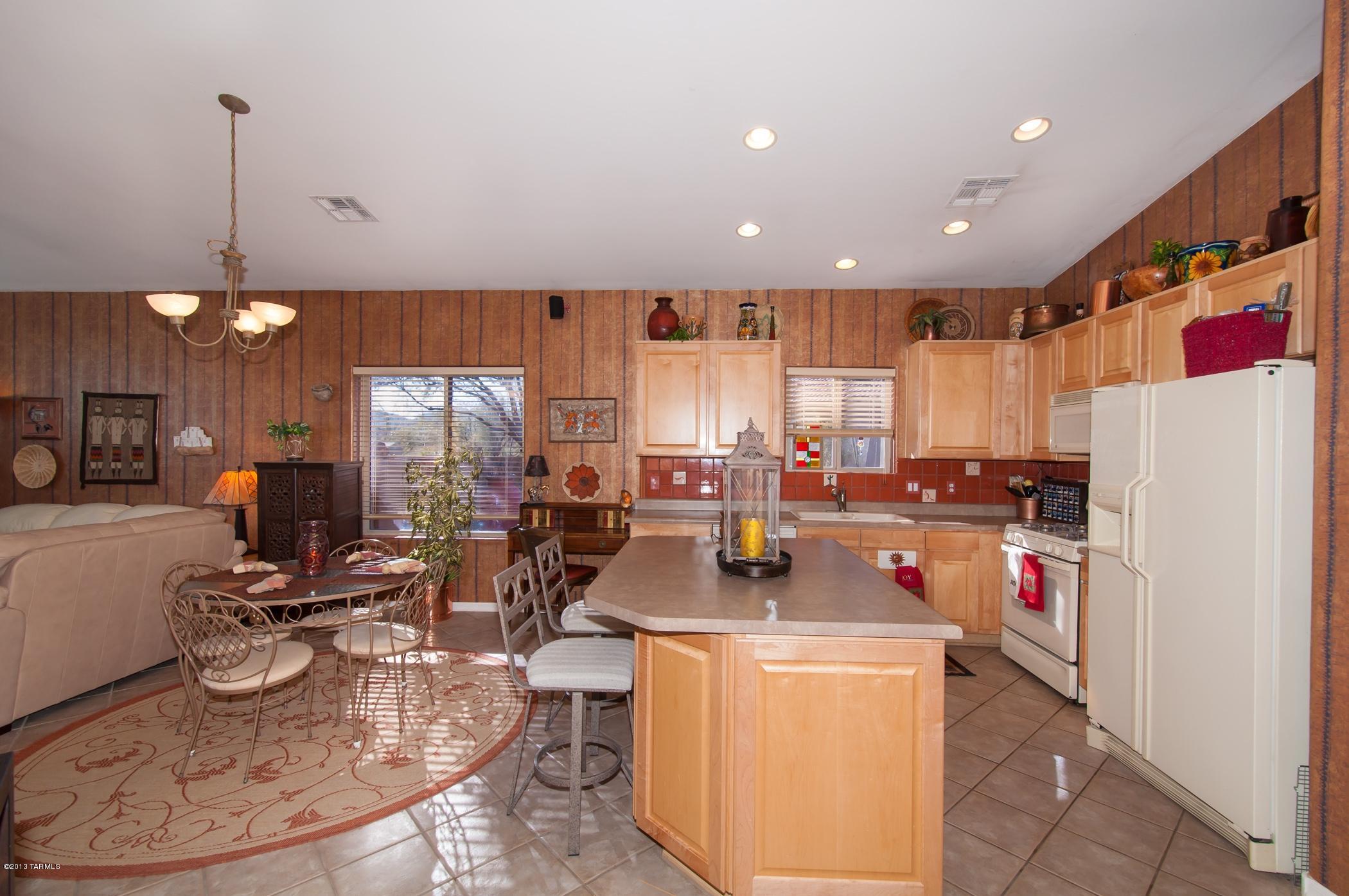 3528 N Tin Star Place