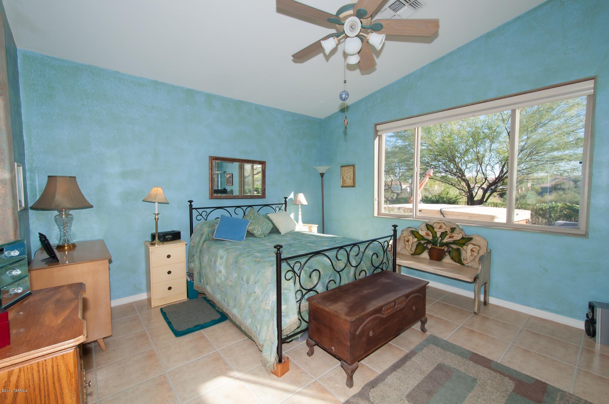 3528 N Tin Star Place