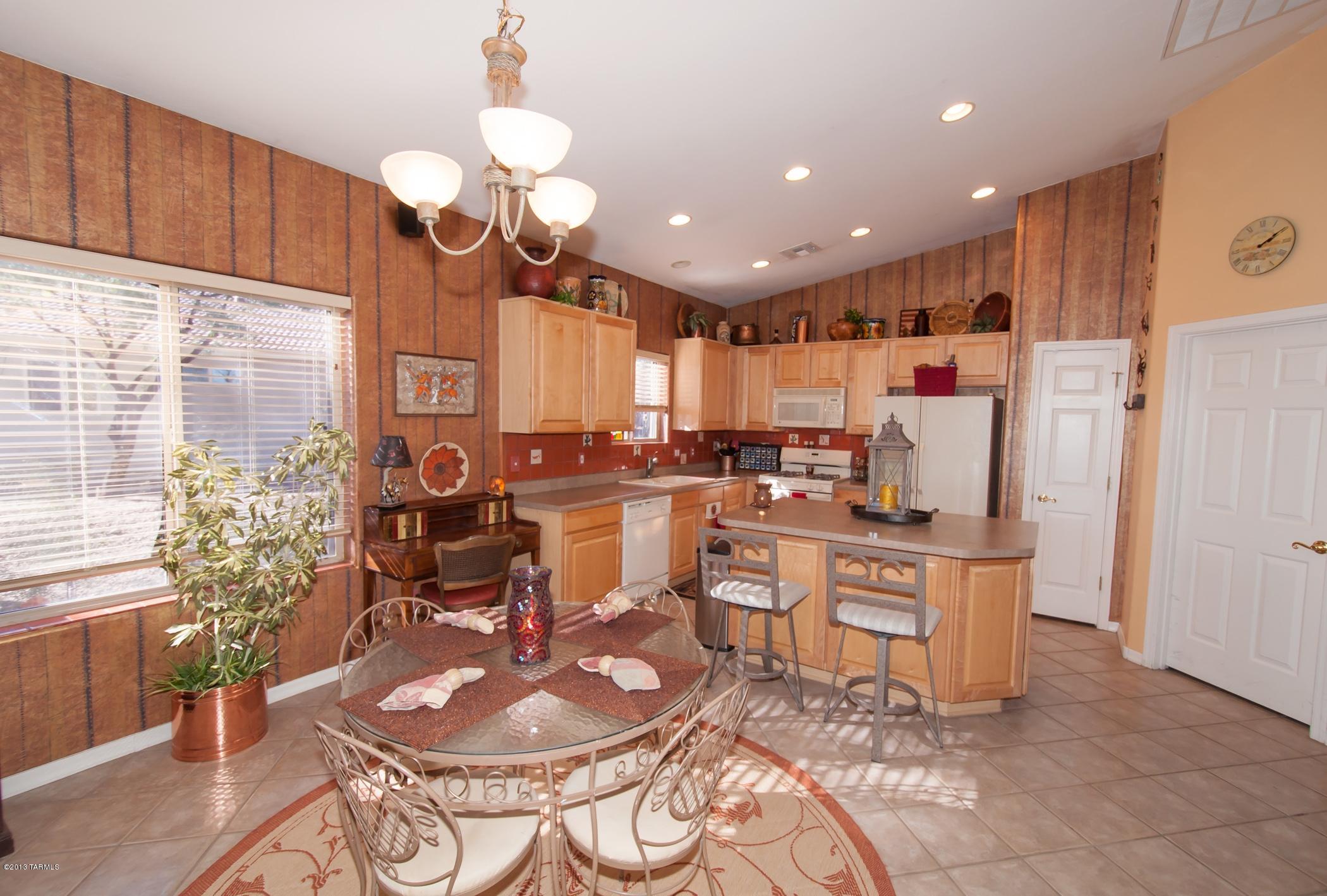 3528 N Tin Star Place