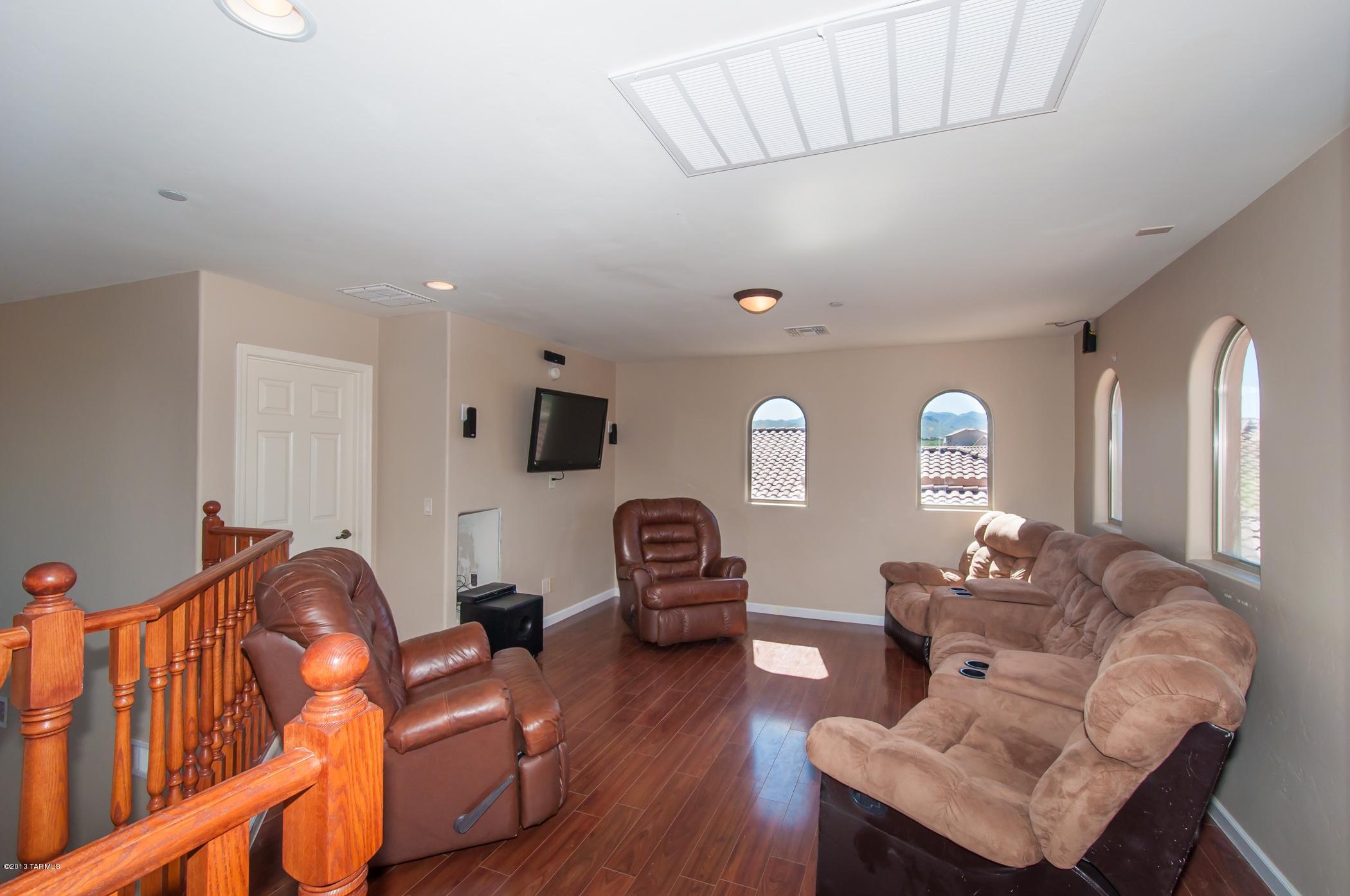 17183 S Sienna Bluffs Trail