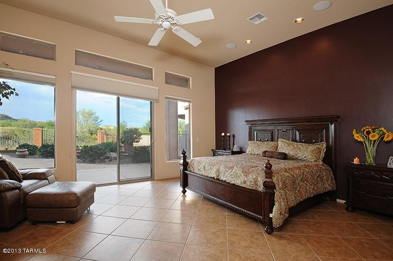 680 W Bright Canyon Drive